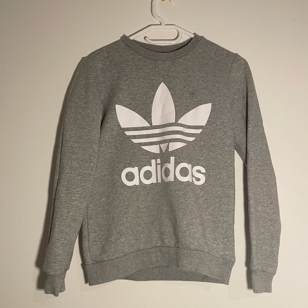 ADIDAS crewneck sweatshirt